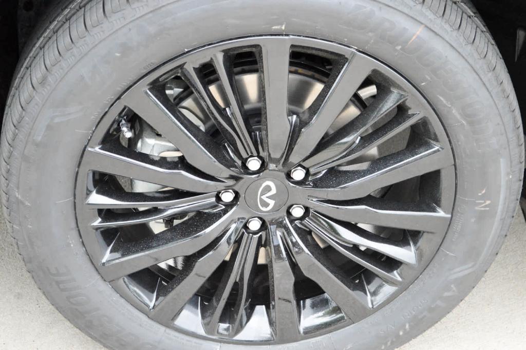 new 2025 INFINITI QX60 car, priced at $78,680