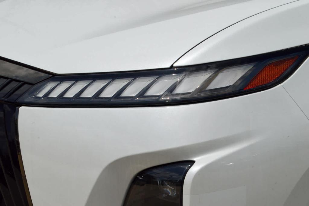 new 2025 INFINITI QX80 car, priced at $112,795