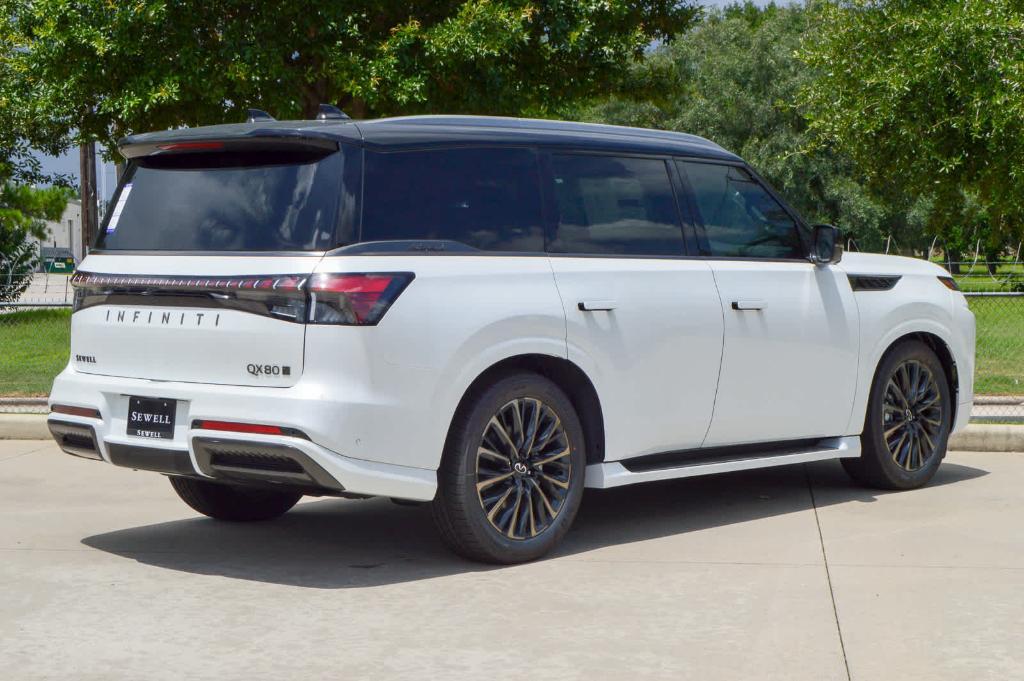 new 2025 INFINITI QX80 car, priced at $112,795