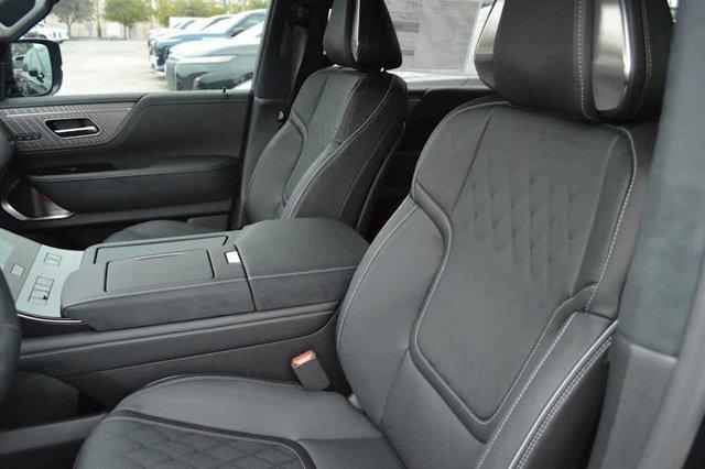 new 2025 INFINITI QX80 car, priced at $112,590