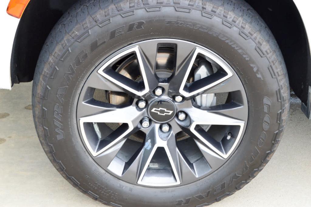 used 2022 Chevrolet Suburban car, priced at $54,499