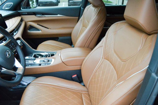 used 2025 INFINITI QX60 car, priced at $59,999