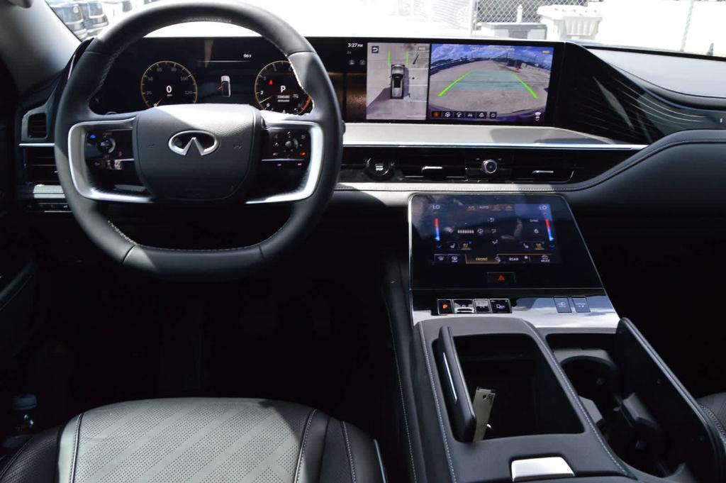 used 2025 INFINITI QX80 car, priced at $76,499