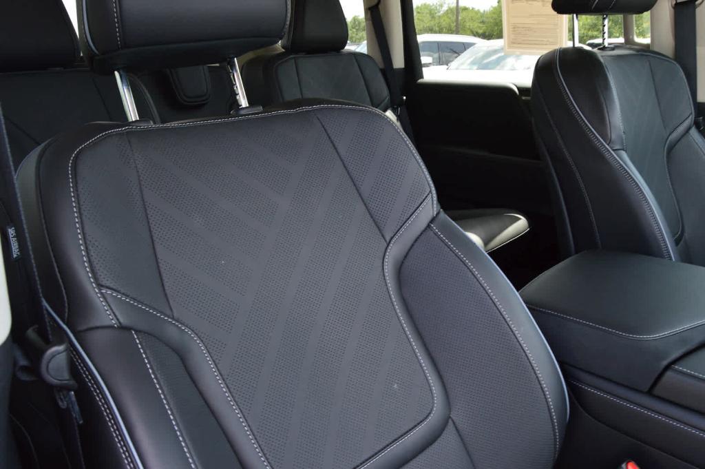 used 2025 INFINITI QX80 car, priced at $76,499