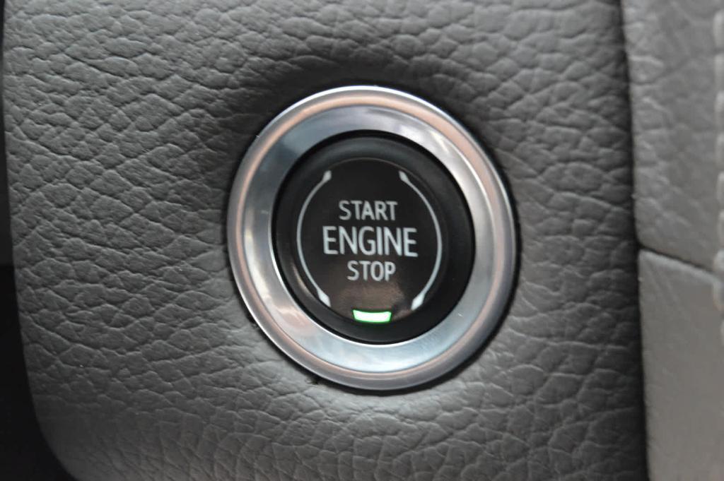used 2021 GMC Yukon car, priced at $51,999