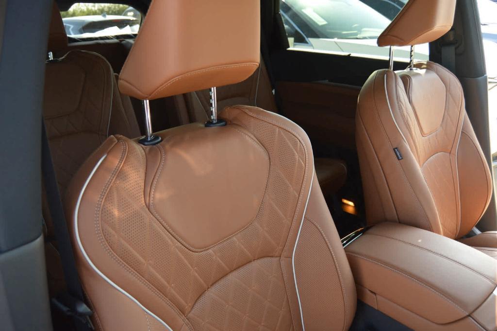 used 2025 INFINITI QX60 car, priced at $55,990