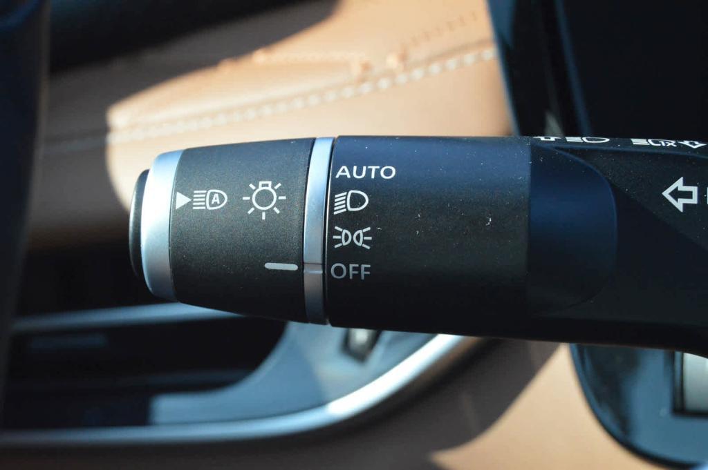used 2025 INFINITI QX60 car, priced at $55,990