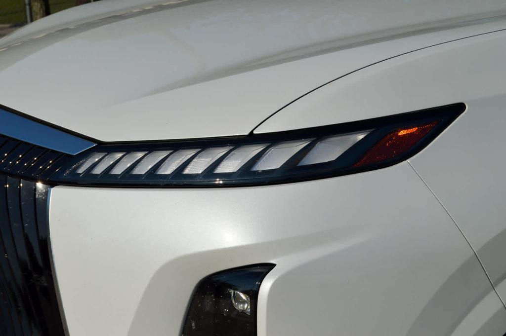 used 2025 INFINITI QX80 car, priced at $82,999