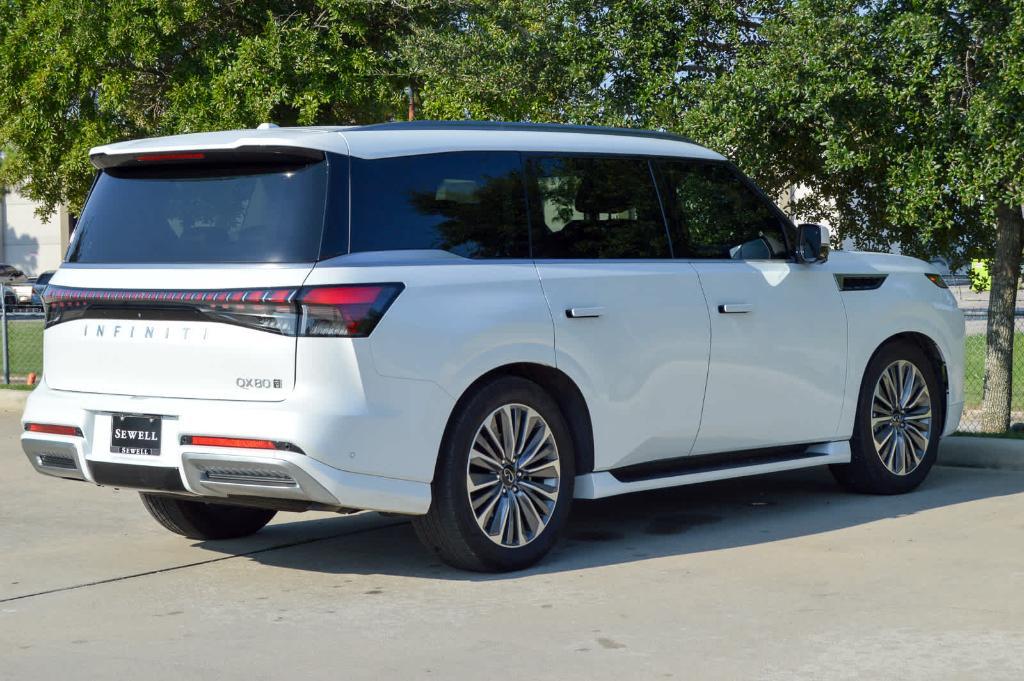 used 2025 INFINITI QX80 car, priced at $82,999