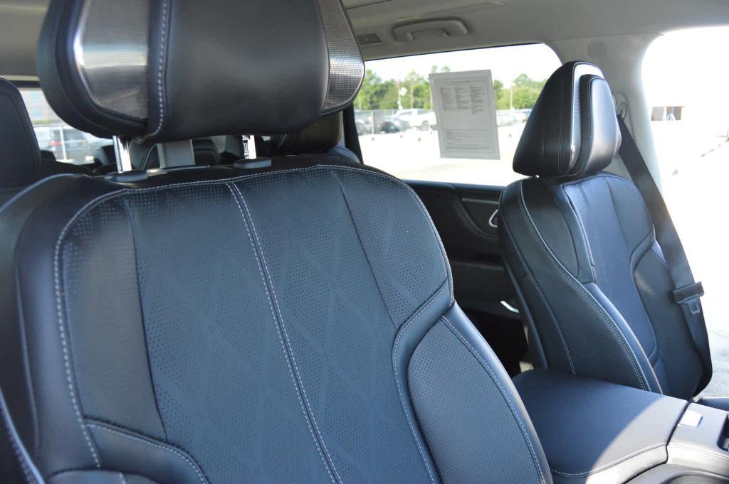 used 2025 INFINITI QX80 car, priced at $82,999