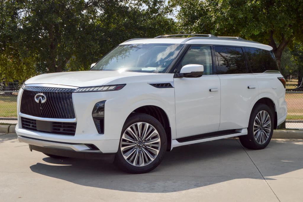 used 2025 INFINITI QX80 car, priced at $83,999