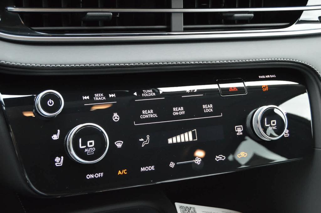 new 2025 INFINITI QX60 car, priced at $59,080
