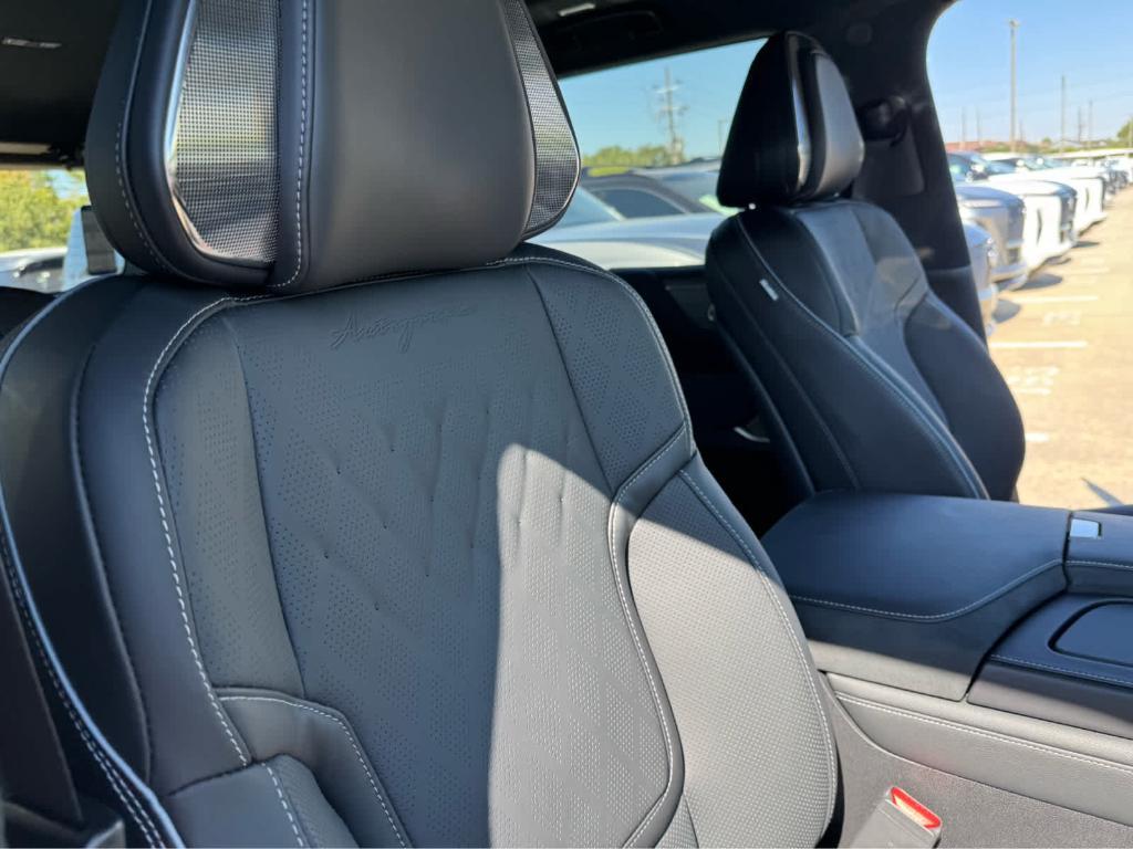 new 2026 INFINITI QX80 car, priced at $117,160