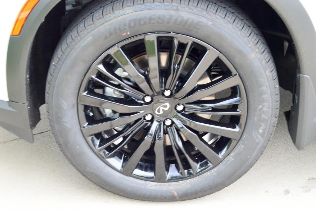 new 2025 INFINITI QX60 car, priced at $78,680