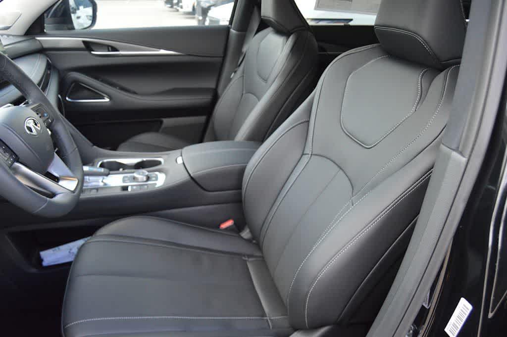 new 2026 INFINITI QX60 car, priced at $60,185