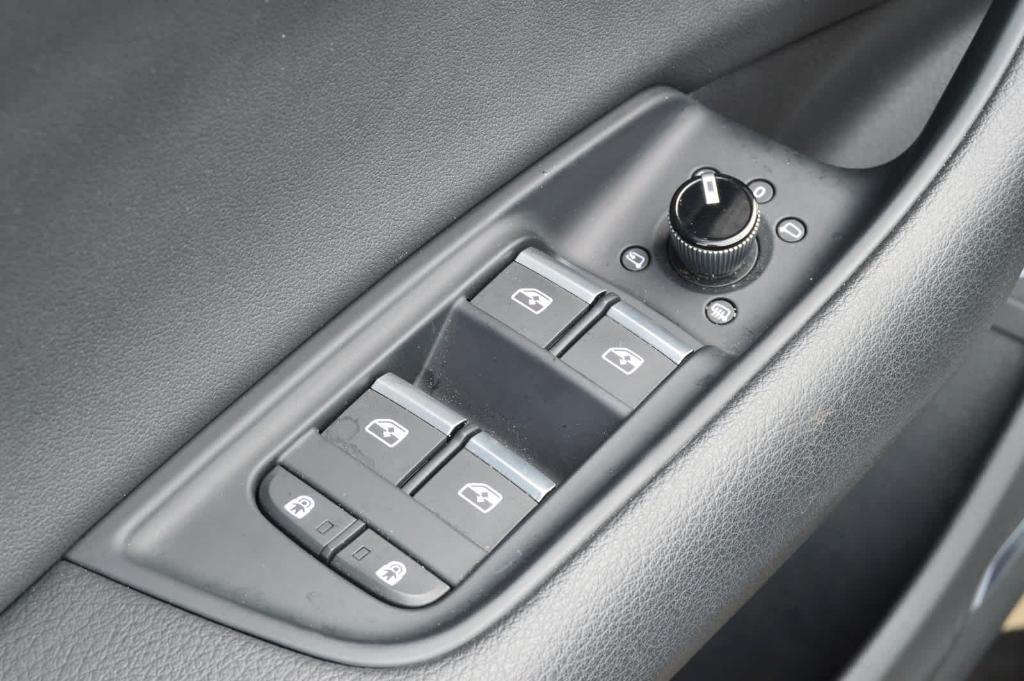 used 2021 Audi Q8 car, priced at $35,999