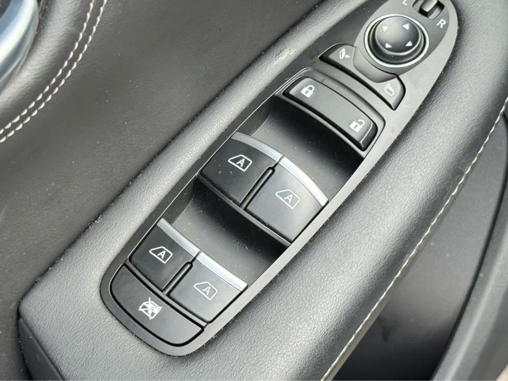 used 2025 INFINITI QX55 car, priced at $39,999