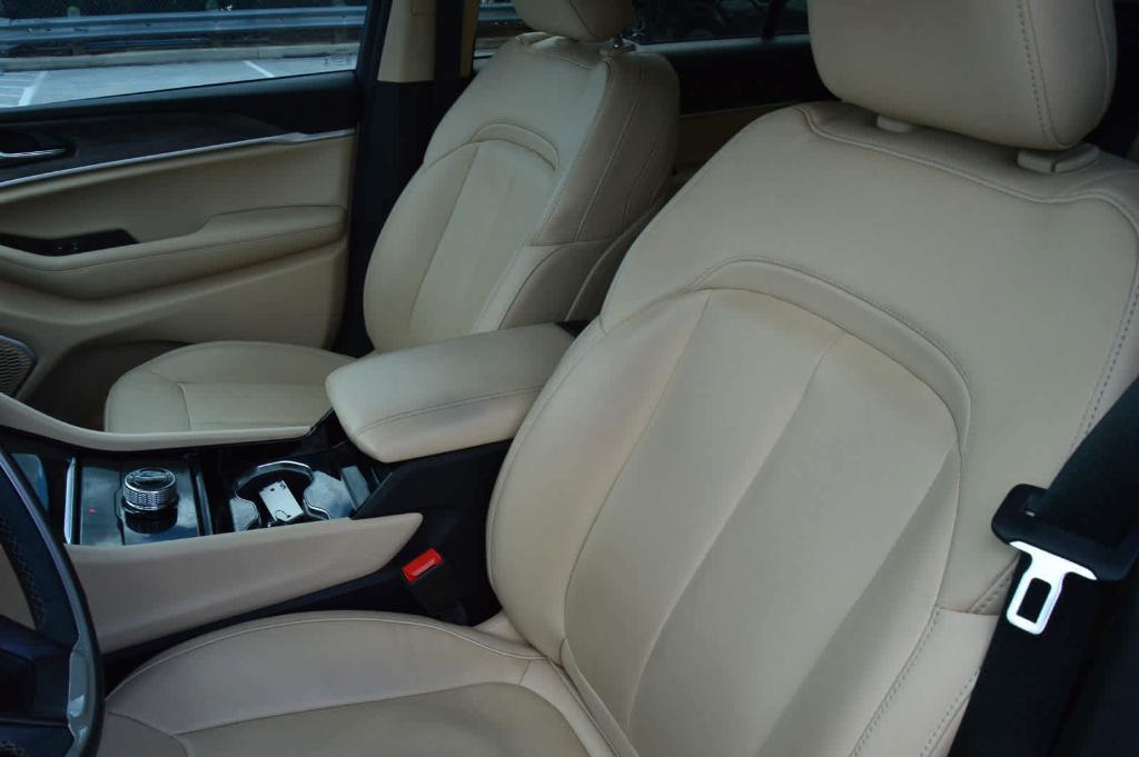 used 2021 Jeep Grand Cherokee L car, priced at $24,999