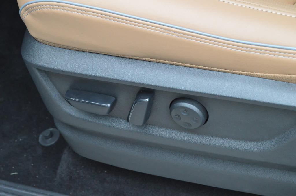 new 2026 INFINITI QX80 car, priced at $107,505