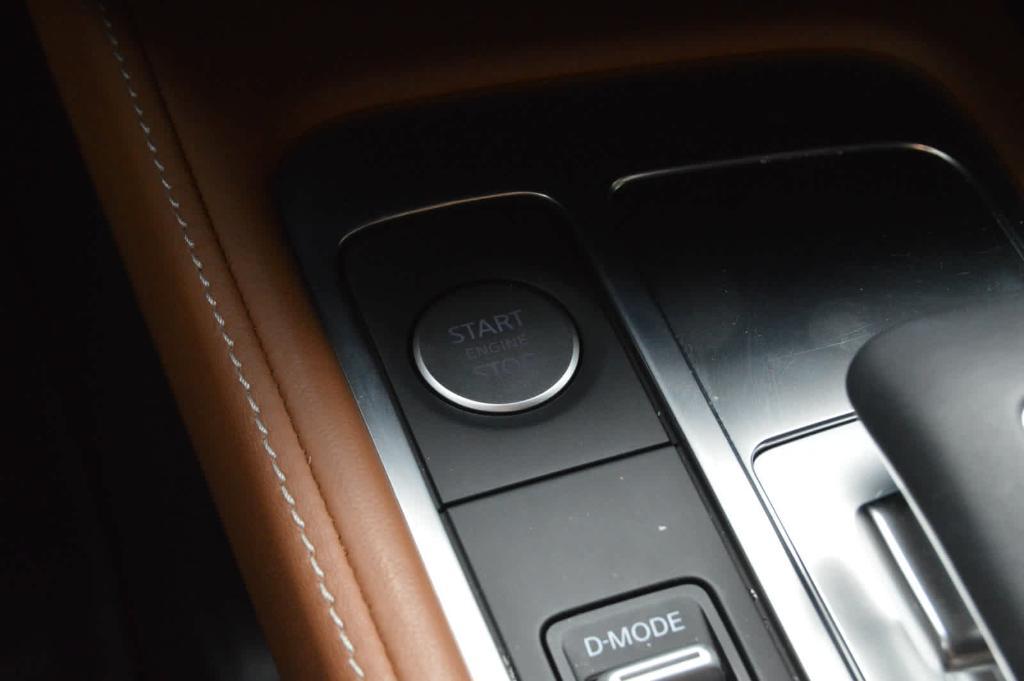 used 2025 INFINITI QX60 car, priced at $57,999