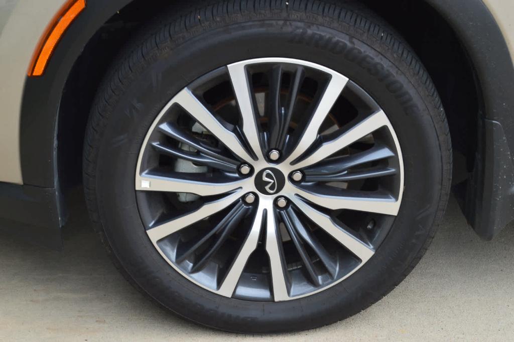 used 2025 INFINITI QX60 car, priced at $57,999