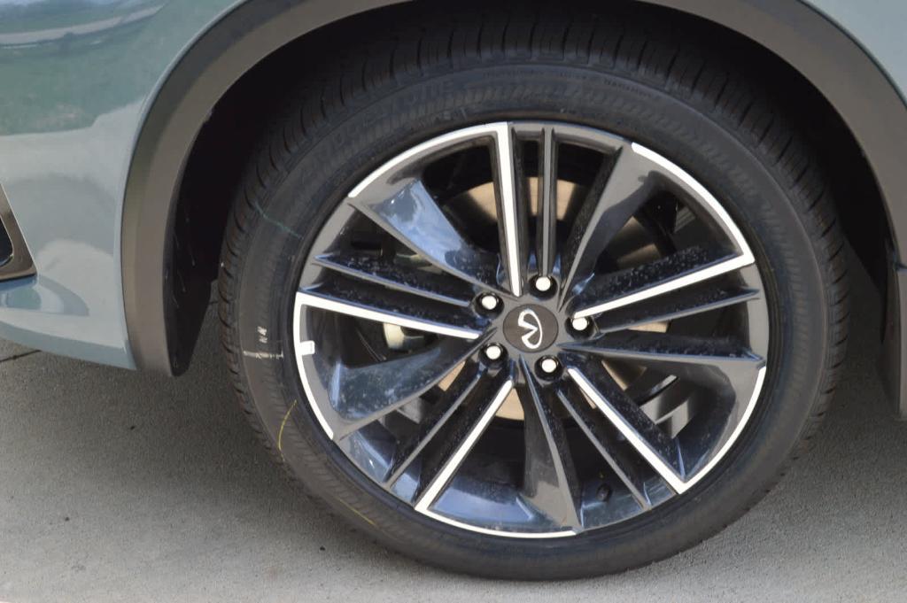 new 2025 INFINITI QX50 car, priced at $53,965