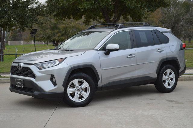 used 2020 Toyota RAV4 car, priced at $25,991