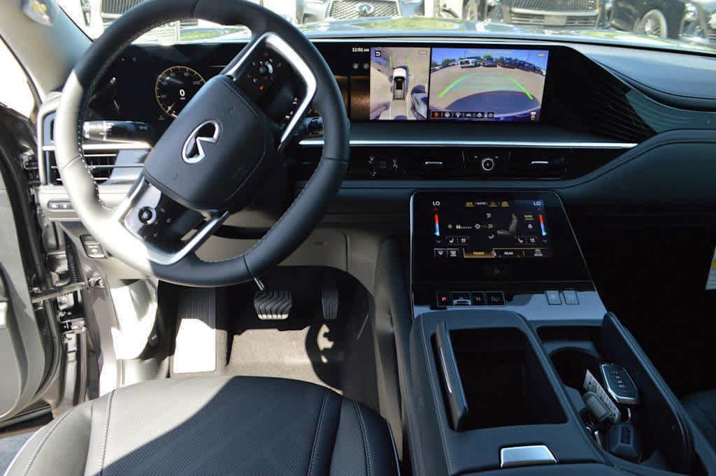 new 2025 INFINITI QX80 car, priced at $92,795