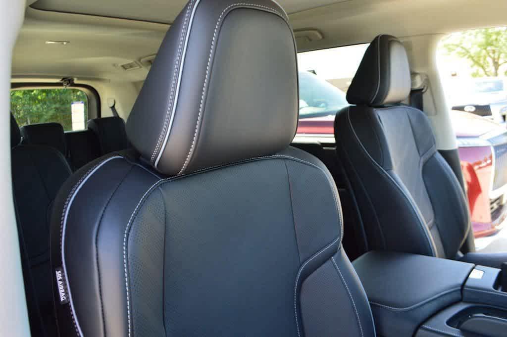 new 2025 INFINITI QX80 car, priced at $92,795