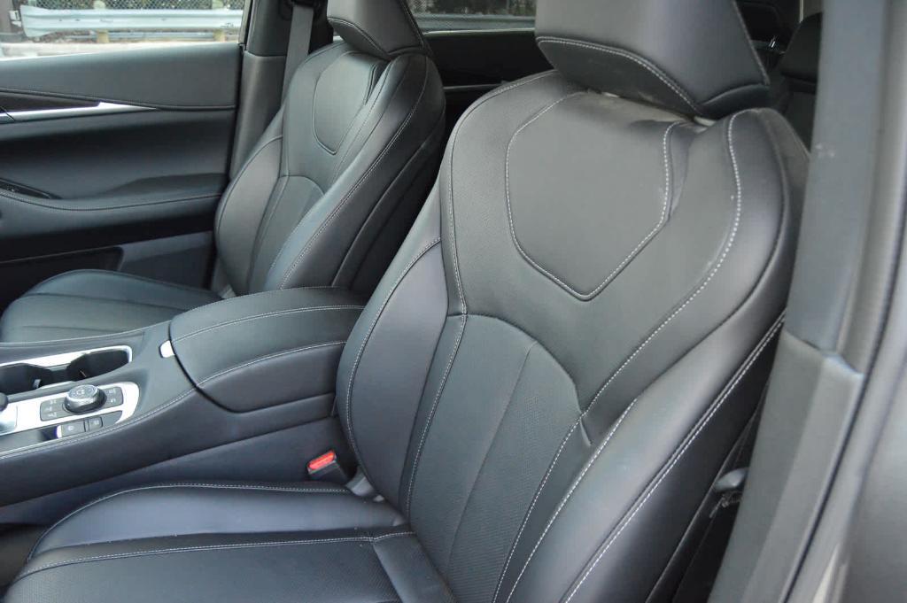 used 2025 INFINITI QX60 car, priced at $48,999