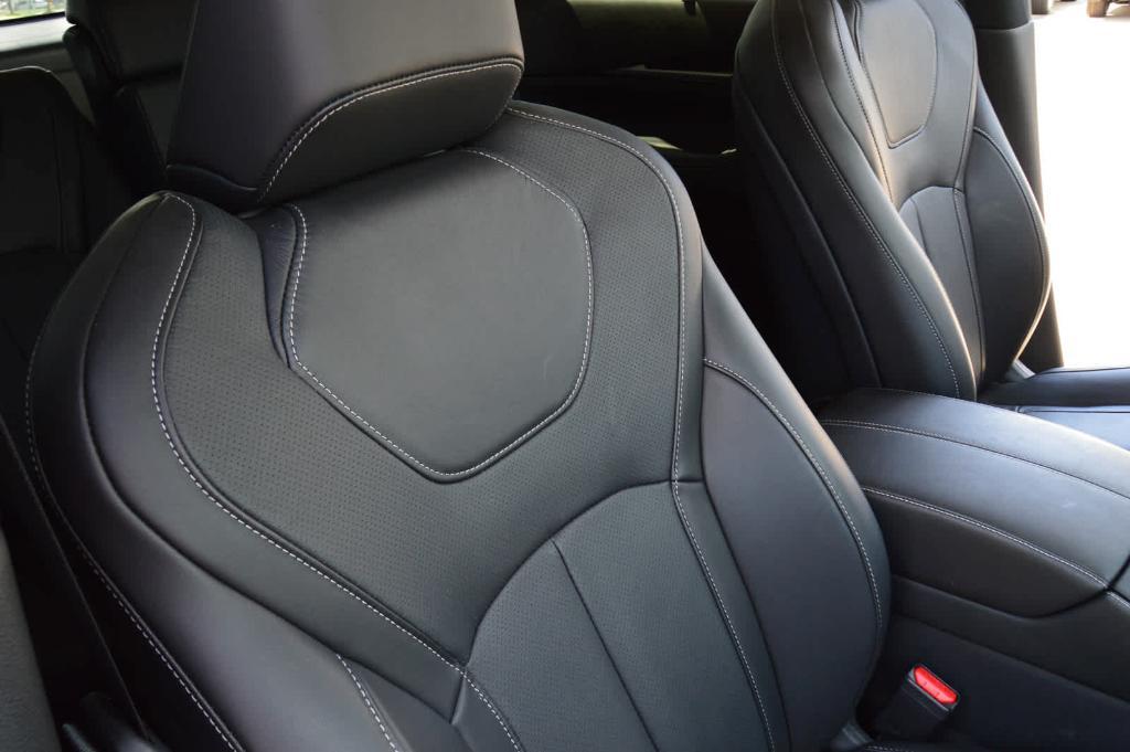 used 2025 INFINITI QX60 car, priced at $48,999