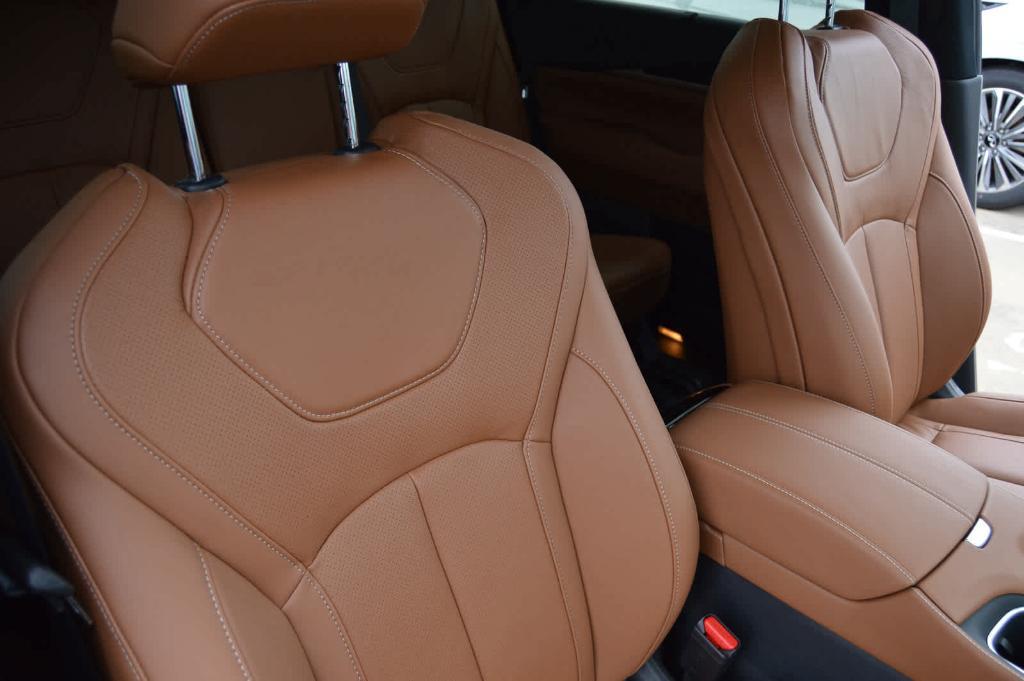new 2025 INFINITI QX60 car, priced at $65,410