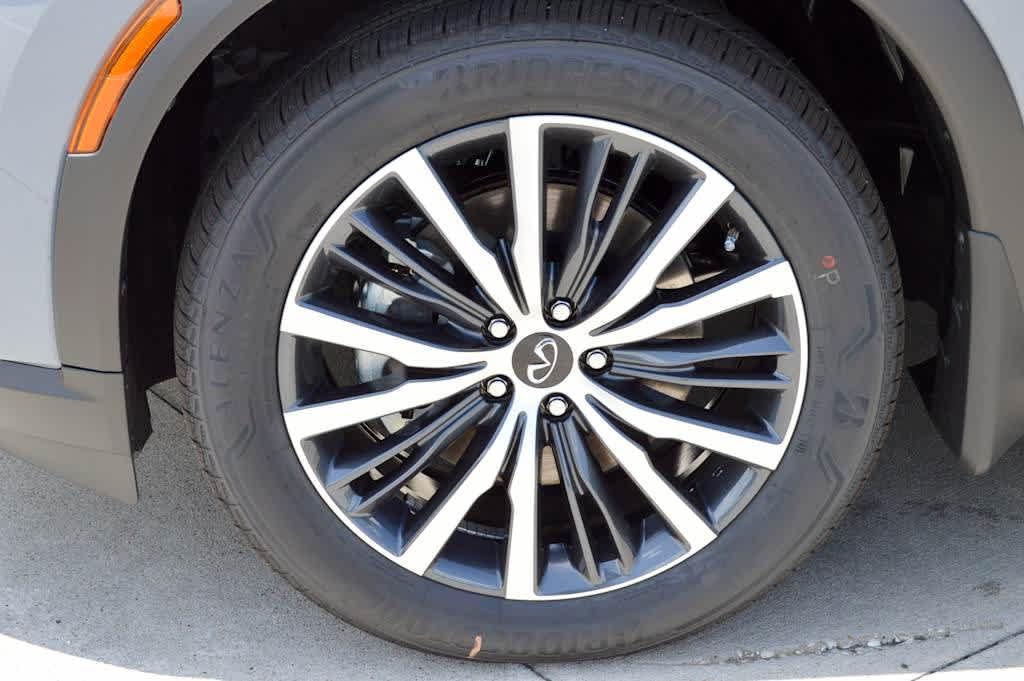 new 2025 INFINITI QX60 car, priced at $69,550