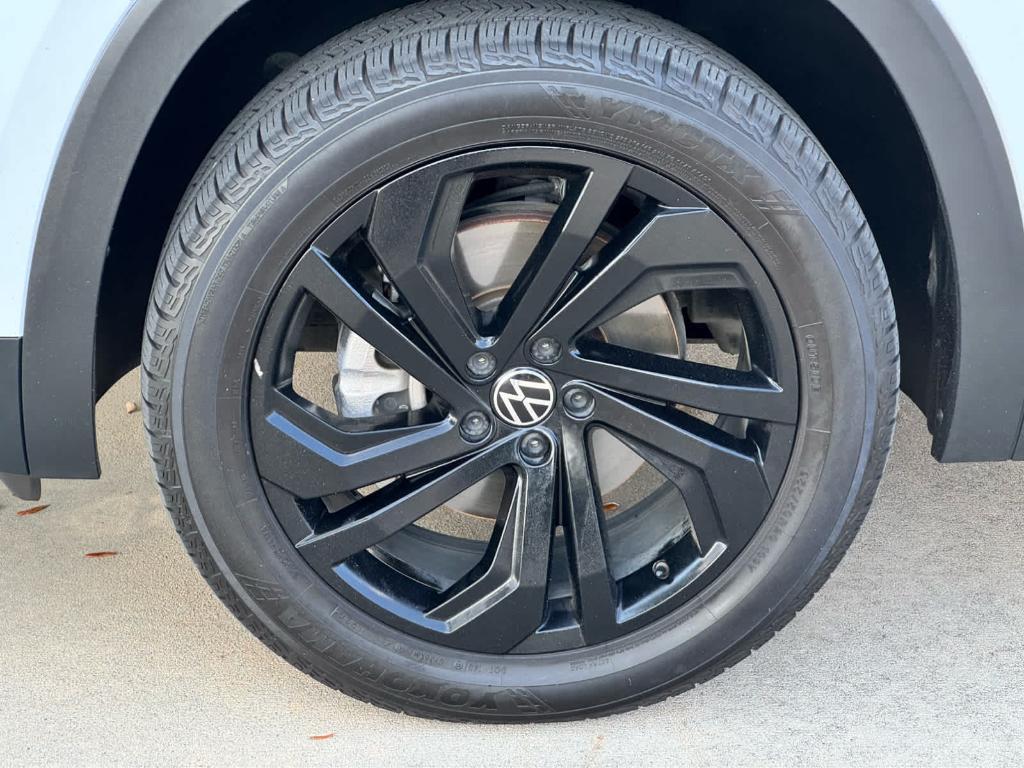 used 2022 Volkswagen Atlas car, priced at $24,854