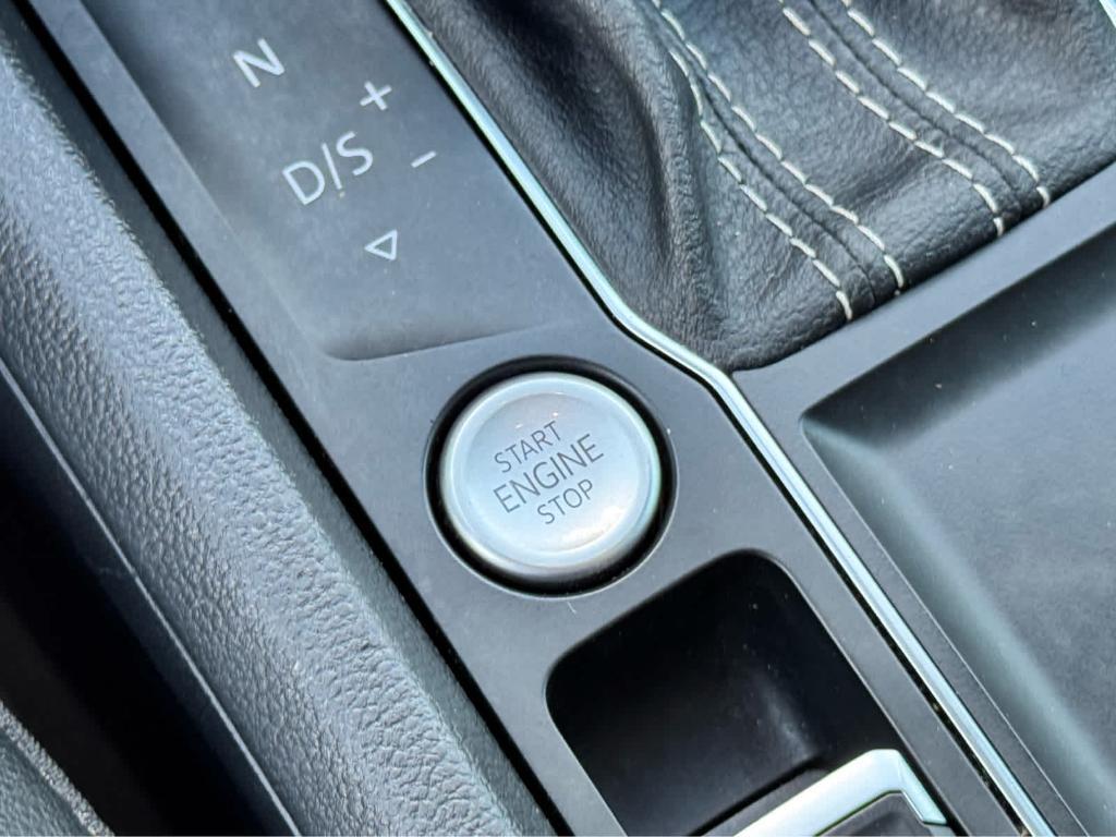 used 2022 Volkswagen Atlas car, priced at $24,854