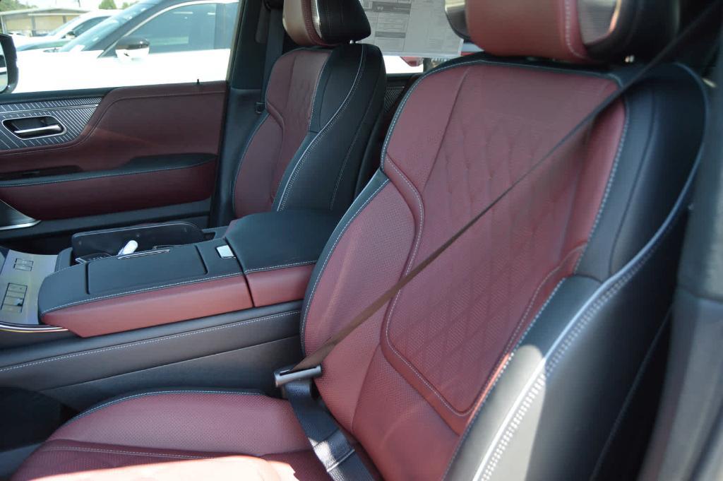 new 2026 INFINITI QX80 car, priced at $128,710