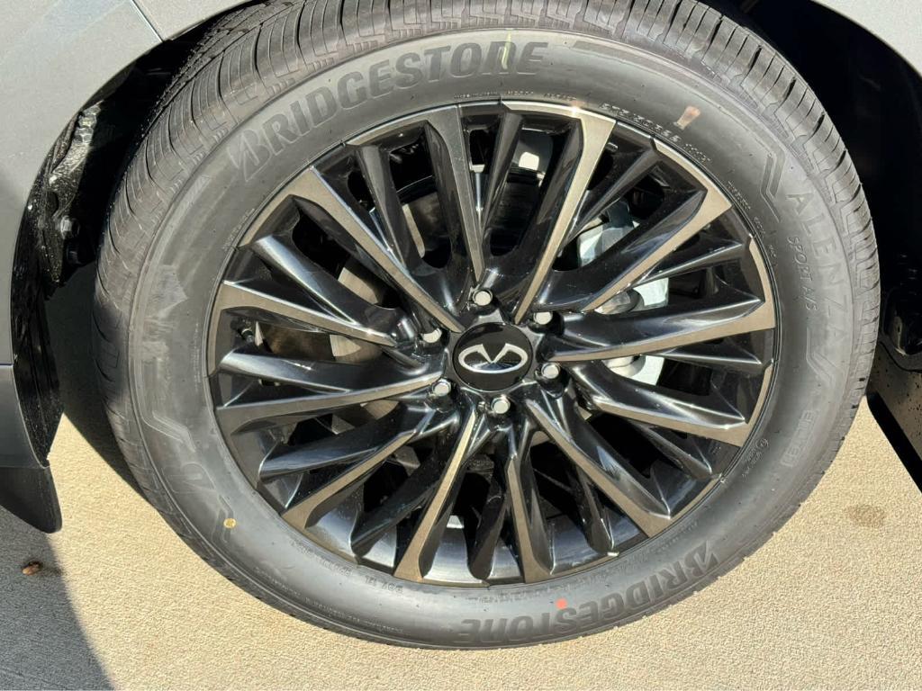 new 2026 INFINITI QX80 car, priced at $118,775