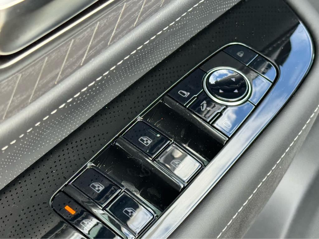 new 2026 INFINITI QX80 car, priced at $118,775