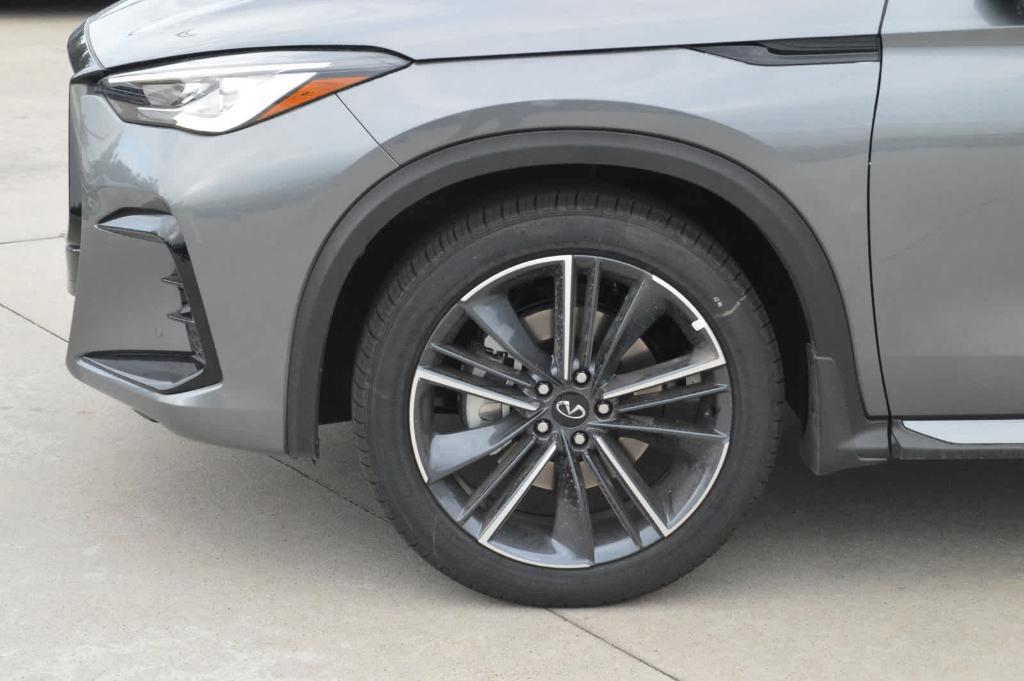 new 2025 INFINITI QX50 car, priced at $53,670