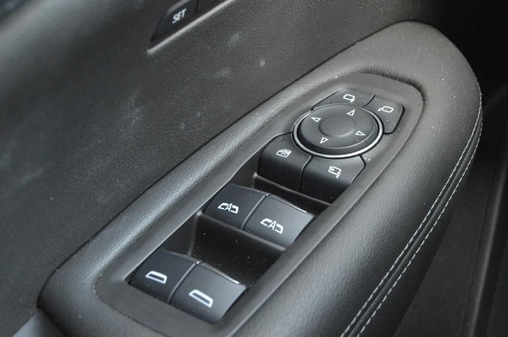 used 2023 Cadillac XT6 car, priced at $36,699