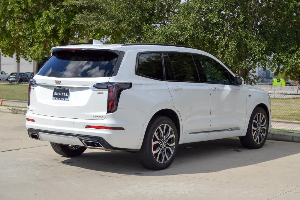 used 2023 Cadillac XT6 car, priced at $36,699
