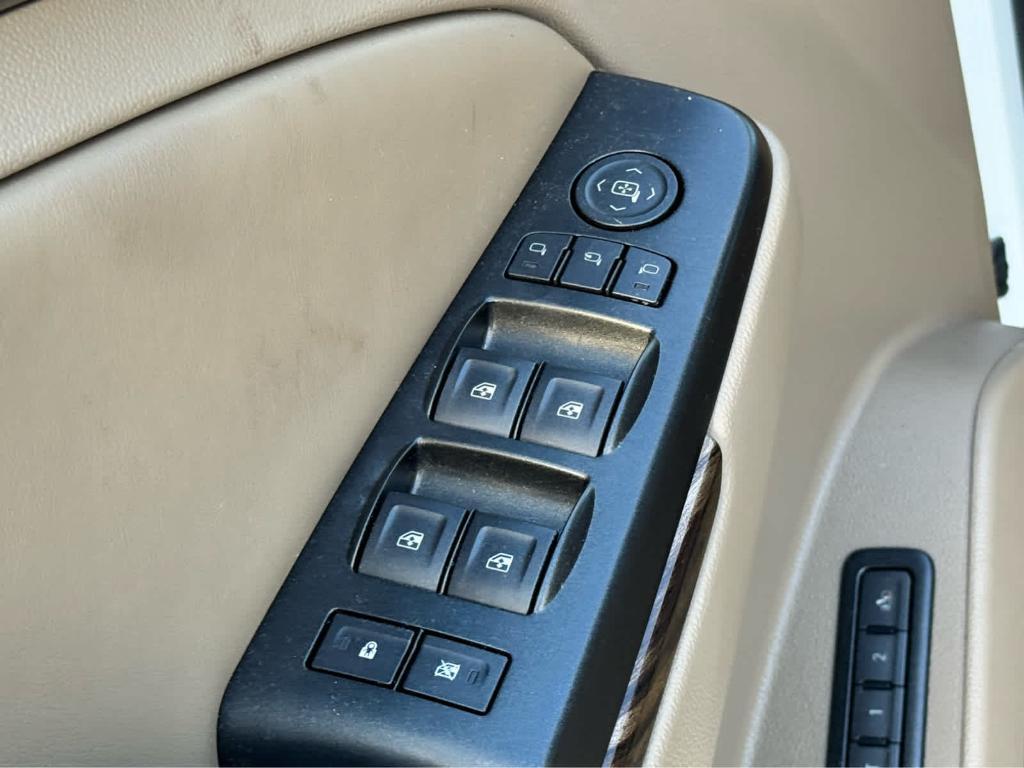 used 2016 GMC Yukon car, priced at $26,999