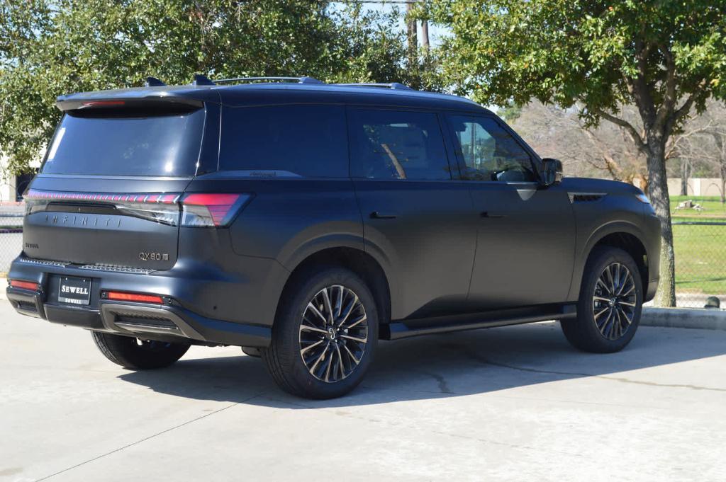 new 2025 INFINITI QX80 car, priced at $123,585