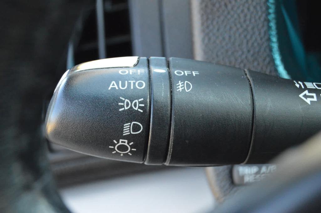 used 2012 INFINITI G37 car, priced at $13,499