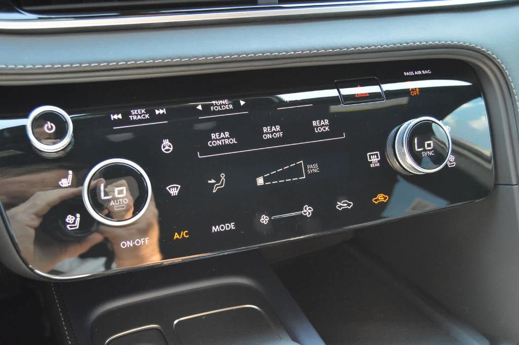 new 2026 INFINITI QX60 car, priced at $65,855