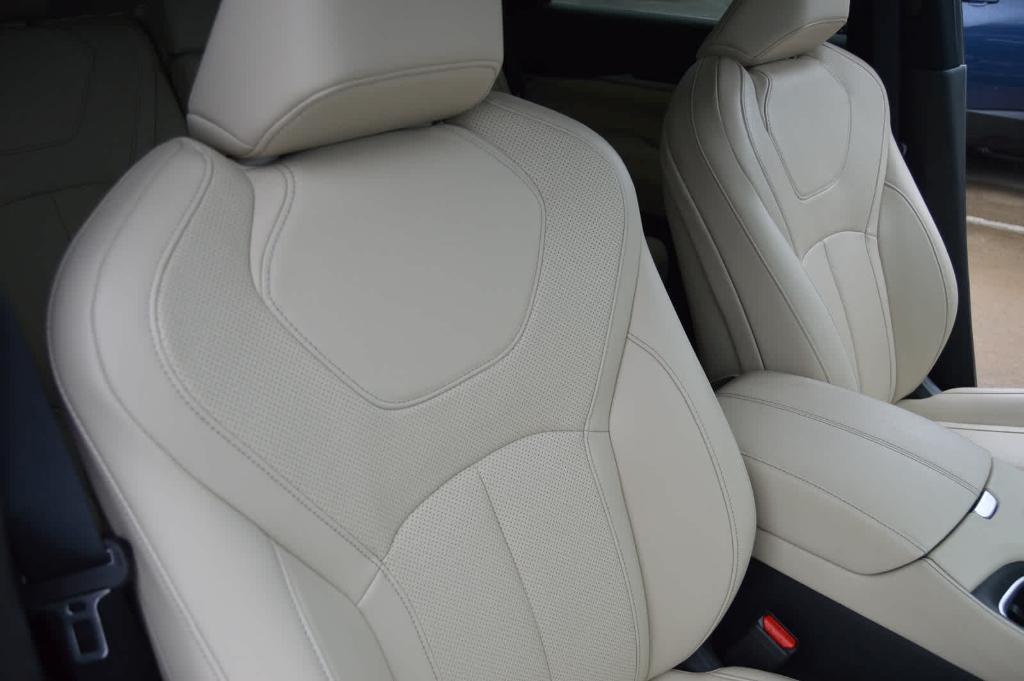 used 2024 INFINITI QX60 car, priced at $40,999