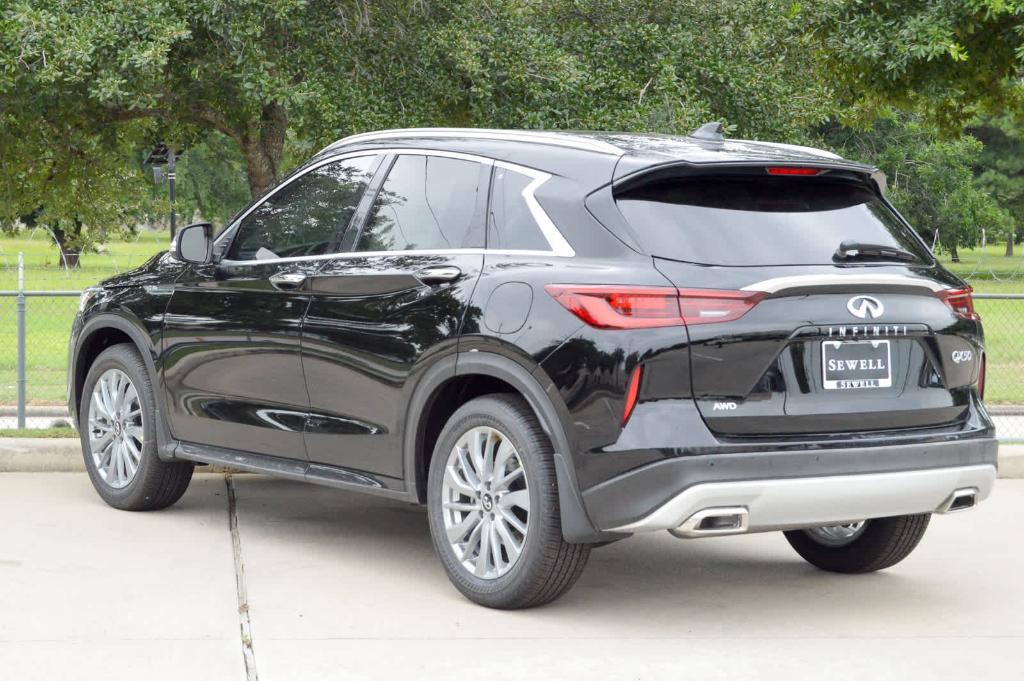 new 2025 INFINITI QX50 car, priced at $48,370