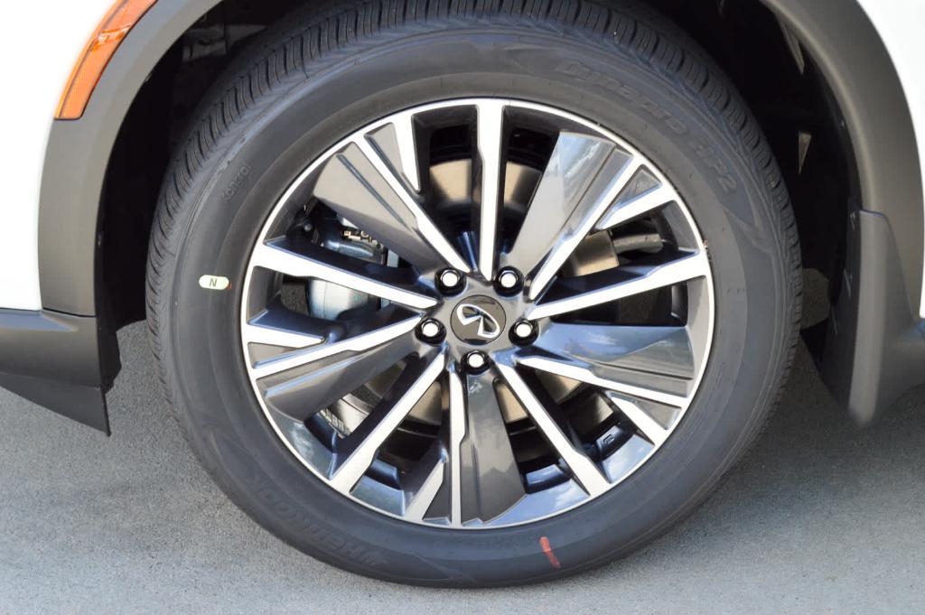 new 2026 INFINITI QX60 car, priced at $59,895