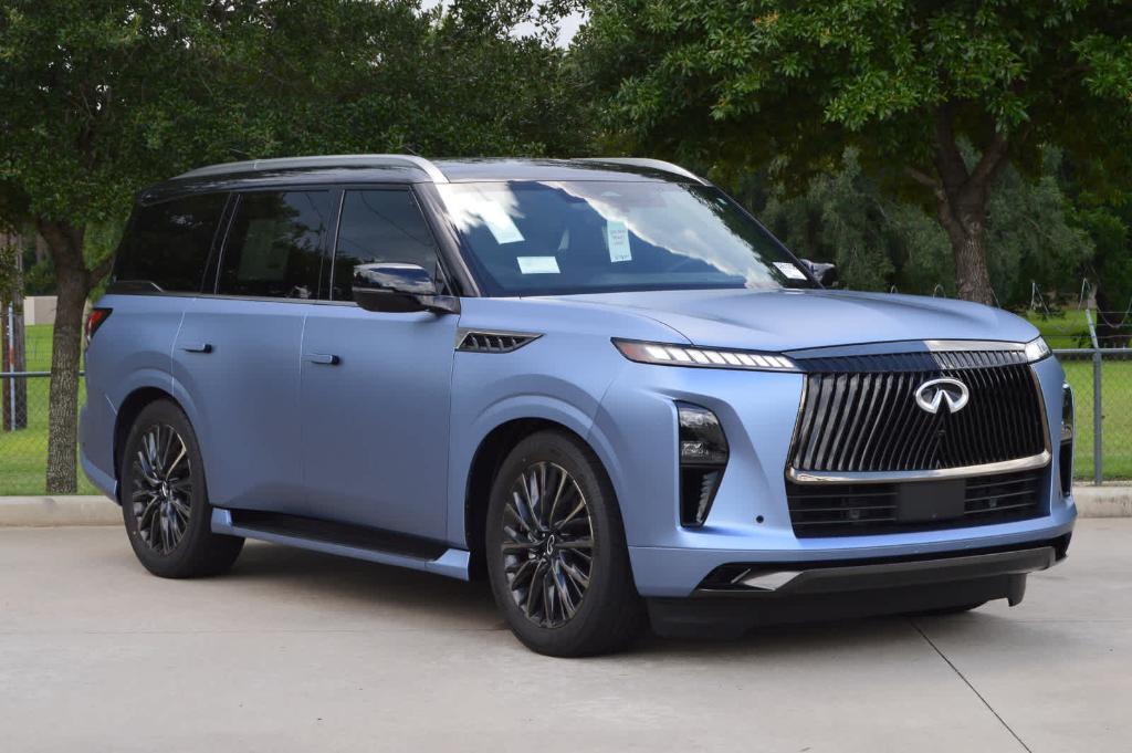 new 2025 INFINITI QX80 car, priced at $123,585