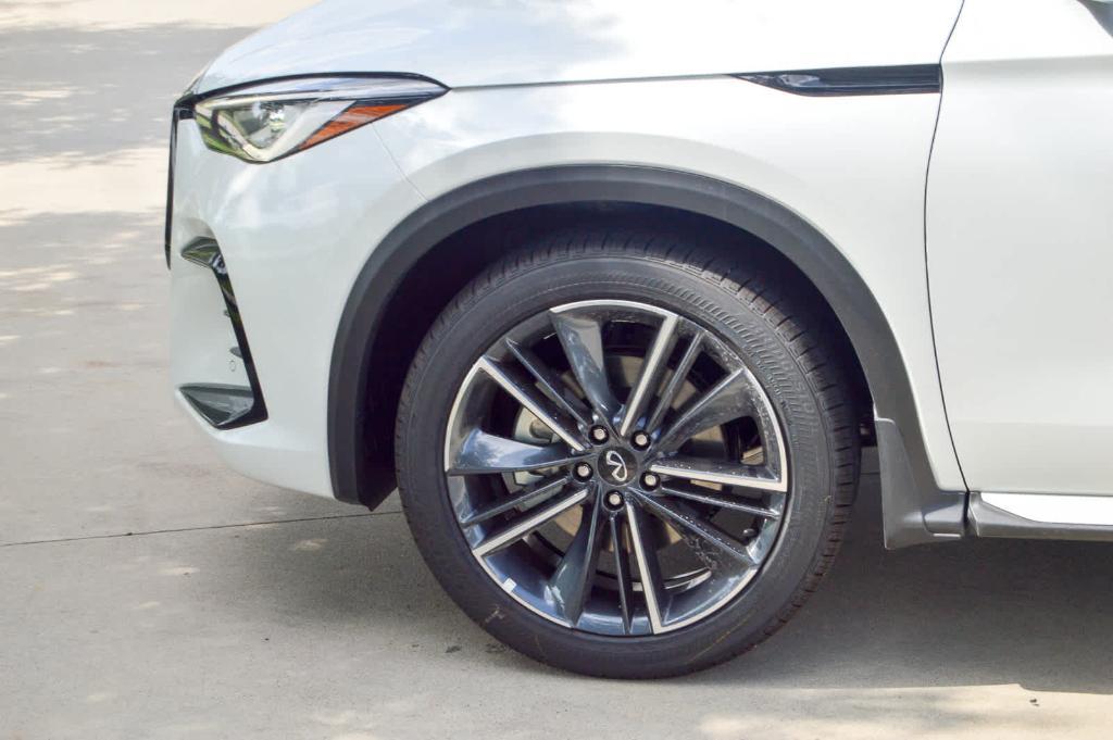 new 2025 INFINITI QX50 car, priced at $54,535